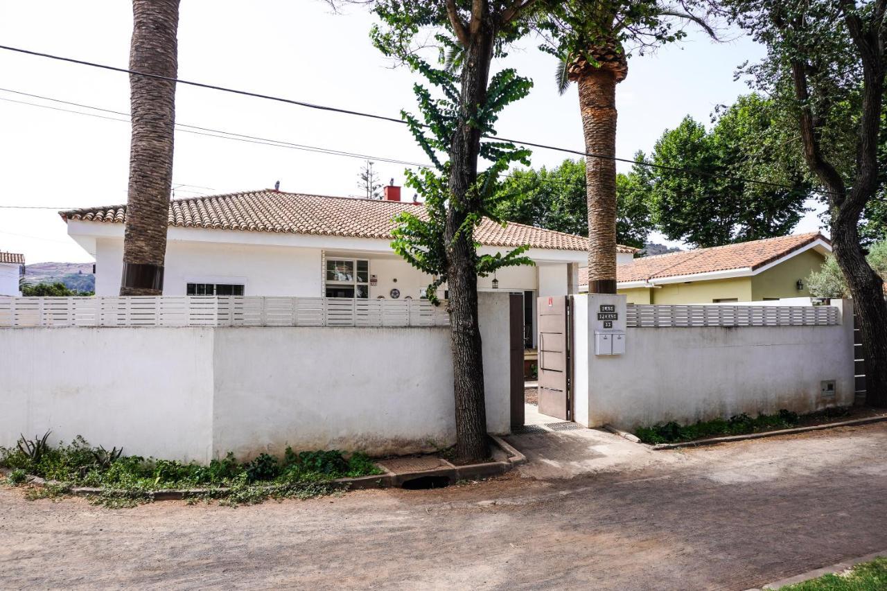 Casa Peras, *